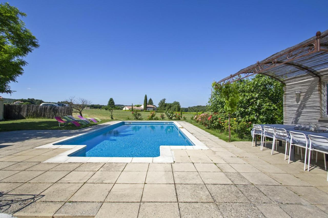 Villa Charmante A La Tour-D'Aigues Avec Piscine Privee Esterno foto