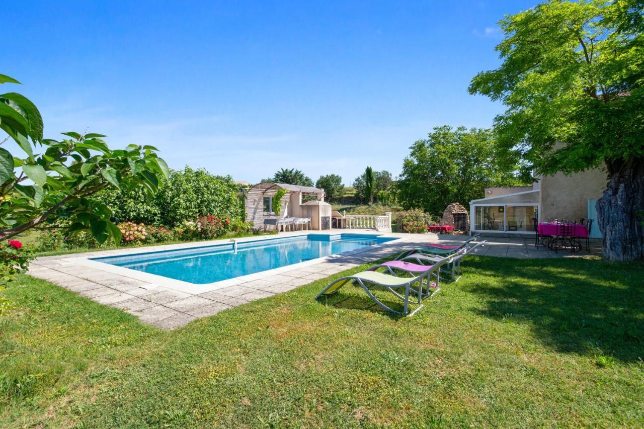 Villa Charmante A La Tour-D'Aigues Avec Piscine Privee Esterno foto